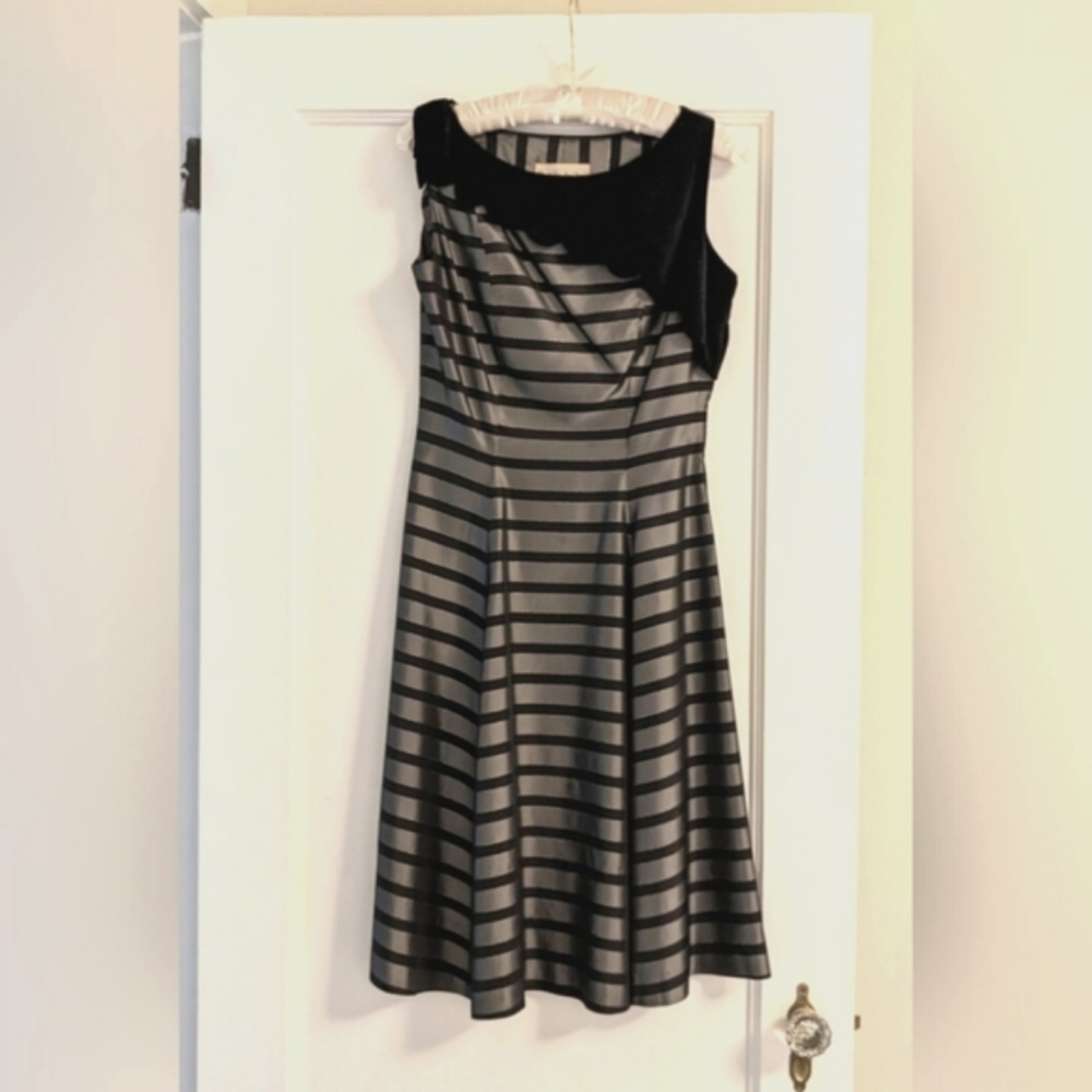 VTG 1950s Black Gray Silver Silk and Velour A Line Midi Cocktail Dress